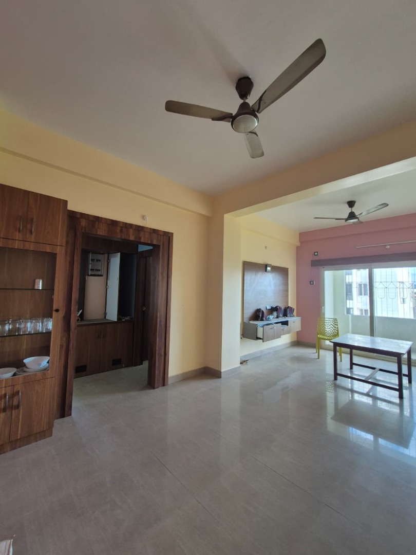 Semi Furnished 3bhk in Six Mile, Guwahati, Assam, India for Rent